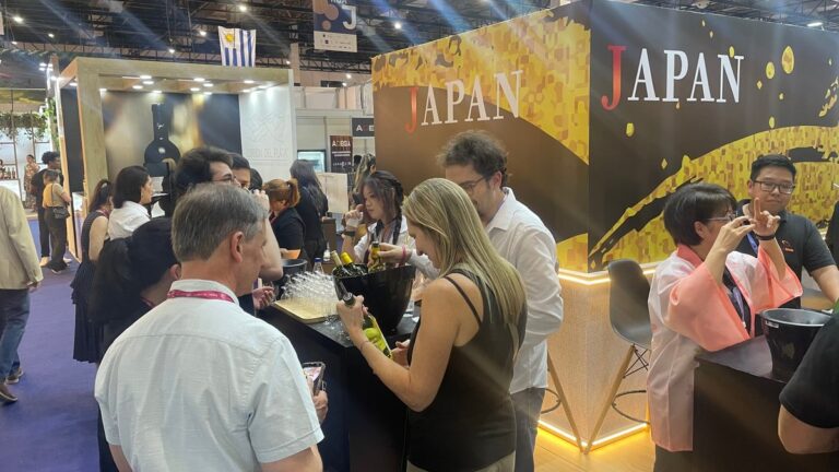 Vinhos japoneses de Yamanashi estreiam em feira de São Paulo e impressionam